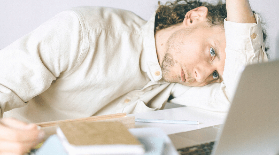 Cómo evitar el burnout y ofrecer una buena experiencia de empleado